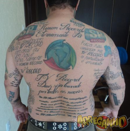 Homem Tem 89 Tatuagens da Record Espalhadas Pelo Corpo 2