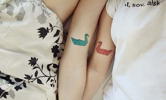 9 Belas tatuagens minimalistas