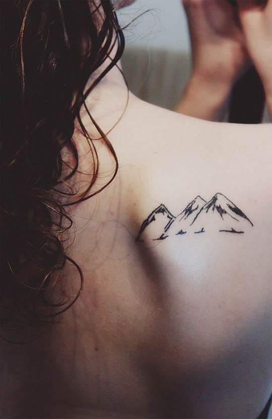 9 Belas tatuagens minimalistas